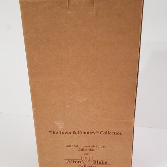 The Town & Country Collection Alton Blake Dr. Bear - Picture 3 of 6